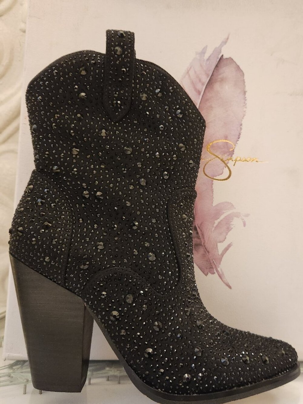 Jessica Simpson "Cissely" Embellished Western Booties. NIB. Size 5.